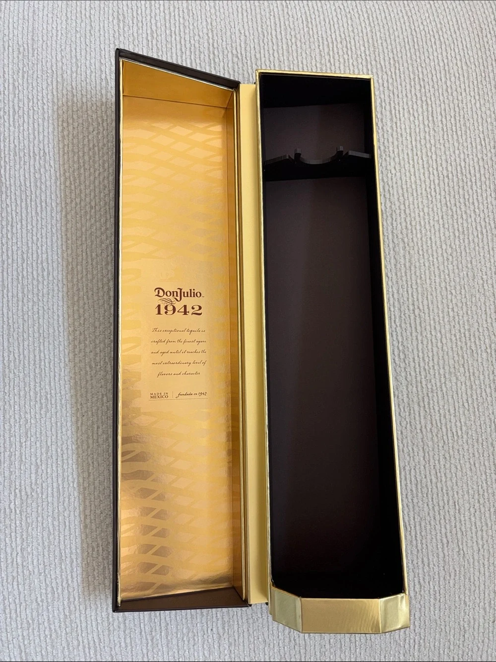 1942 Brown Tequila Gift Box